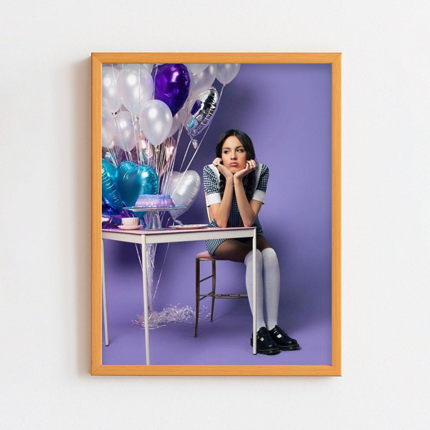 Olivia Rodrigo Frame